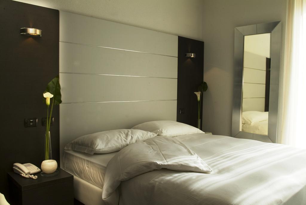 Hotel San Lorenzo Киавена Стая снимка