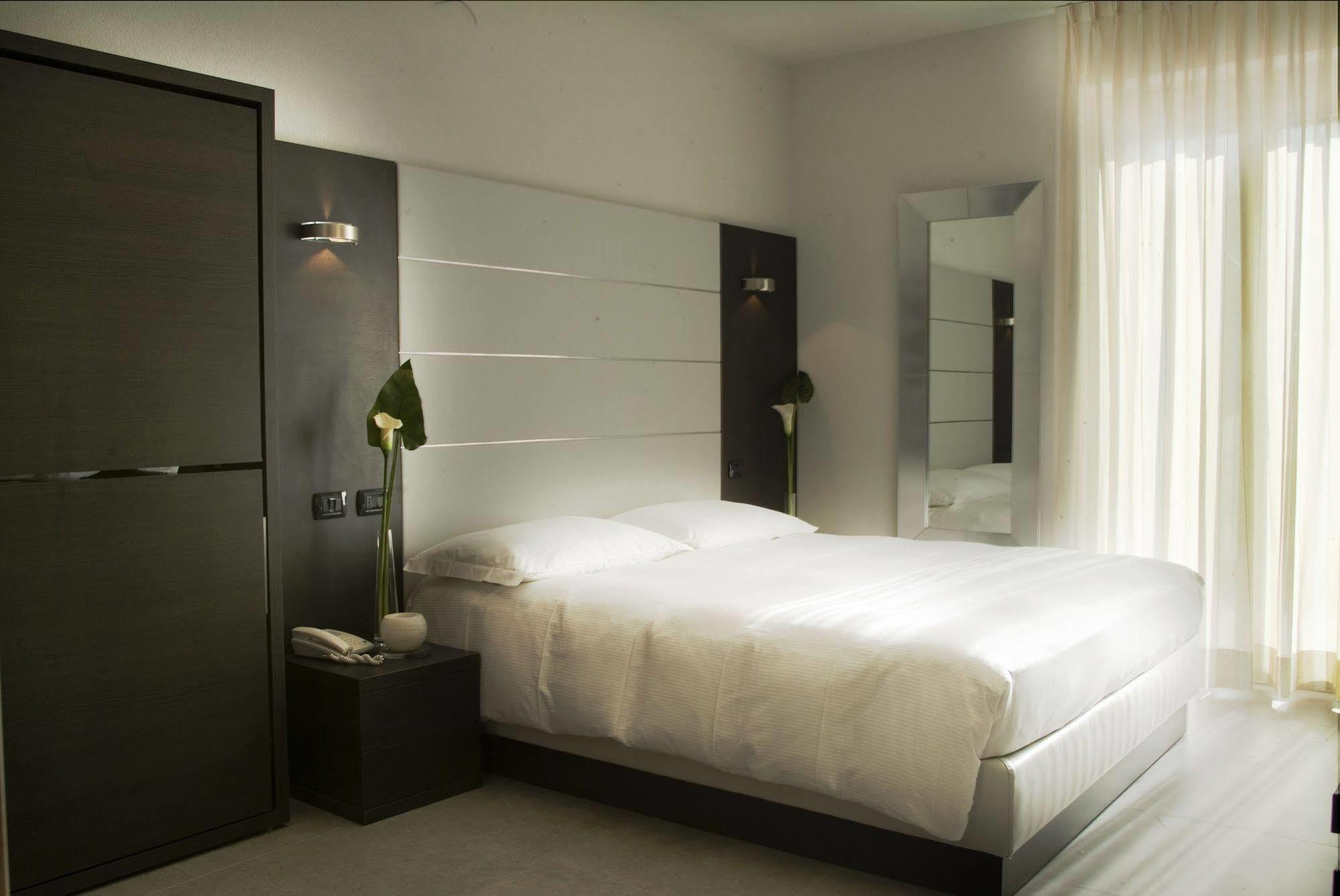 Hotel San Lorenzo Киавена Екстериор снимка